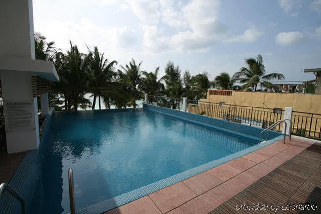 Crown Regency Courtyard Resort Balabag (Boracay)